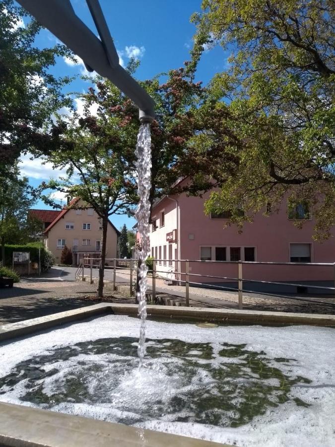 Ingelfingen Gasthaus Linde מראה חיצוני תמונה